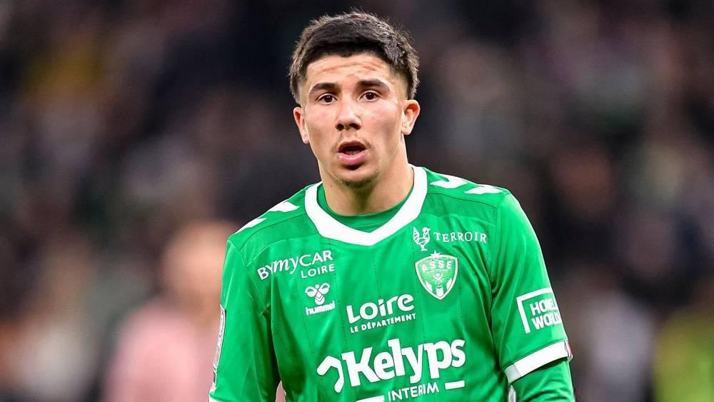 بوشواري يخضع اليوم الأربعاء للفحص الطبي تمهيدا لانضمامه إلى طرابزون سبور التركي