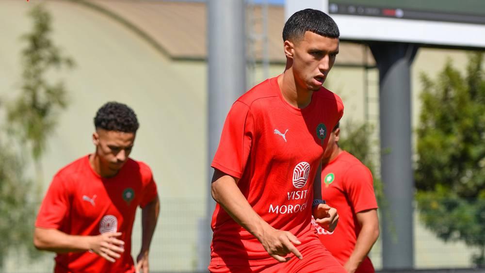 الخنوس: "تركيزي منصب على كأس أفريقيا وأطلب من الجماهير دعمنا لأننا معا نبقى أقوى"