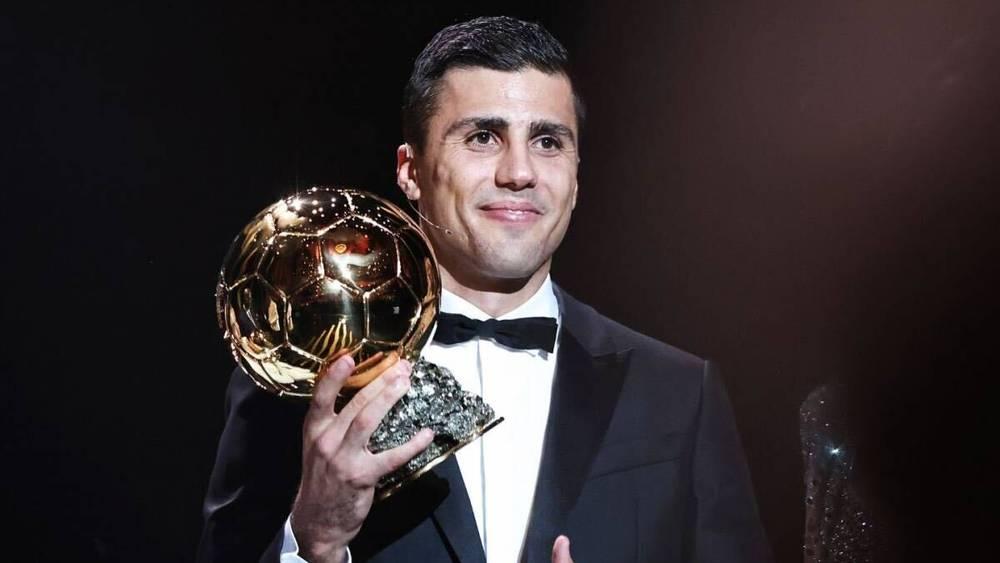 رودري: "أود أن يفوز يامال أو بيدري بالكرة الذهبية من باب التعاطف لكن ديمبيلي وفيتينيا يستحقانها من حيث الجدارة"