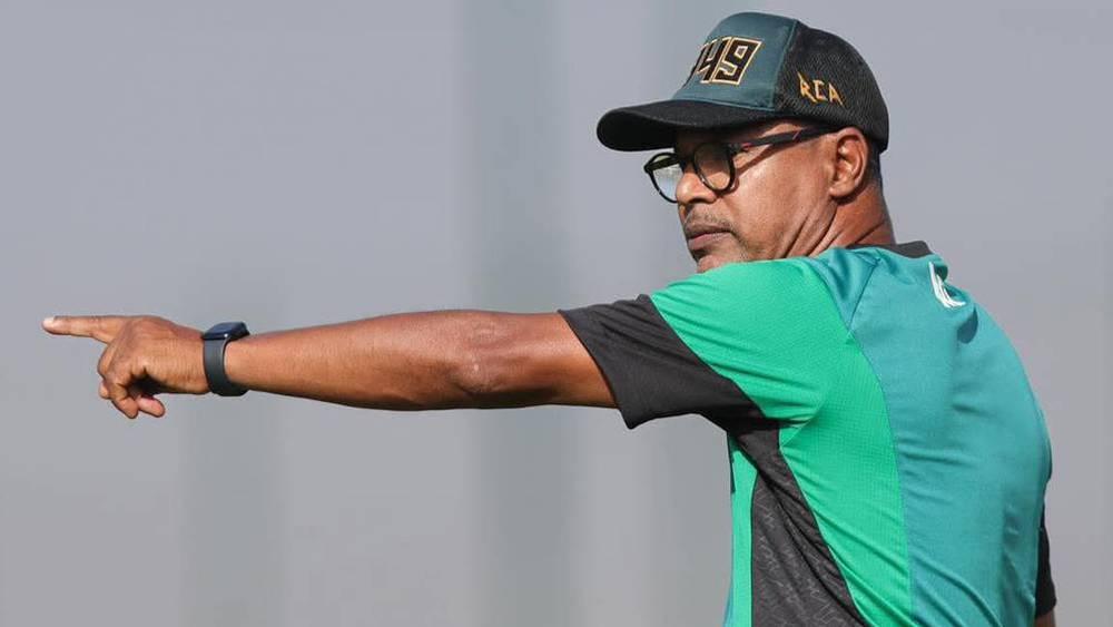 تشكيلة الرجاء في "الكلاسيكو" ضد الجيش.. الشابي يعتمد على بانون وخفيفي في الدفاع والنفاتي يقود الهجوم رفقة خافي