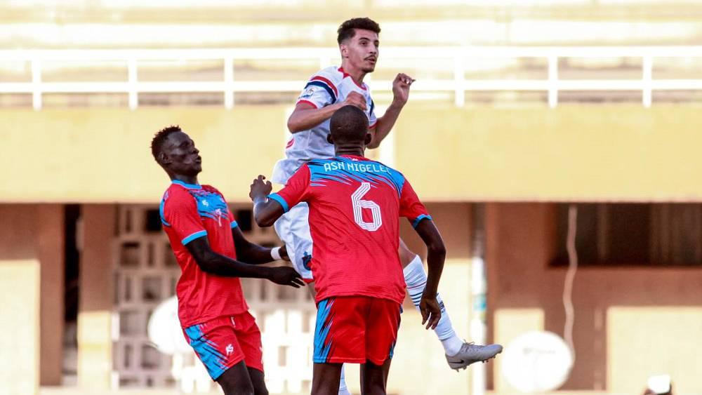 كأس الكونفدرالية/ "الكاف" يعين حكما من مدغشقر لقيادة مباراة الإياب بين أولمبيك آسفي ونيجيليك