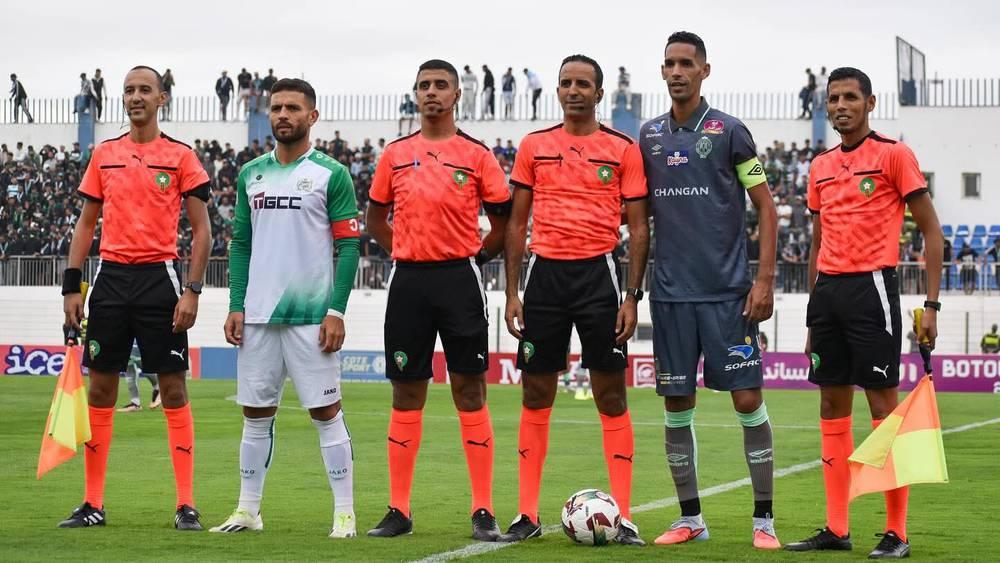 رسميا/ مديرية التحكيم توقف حكم مباراة الرجاء والدفاع الحسني الجديدي