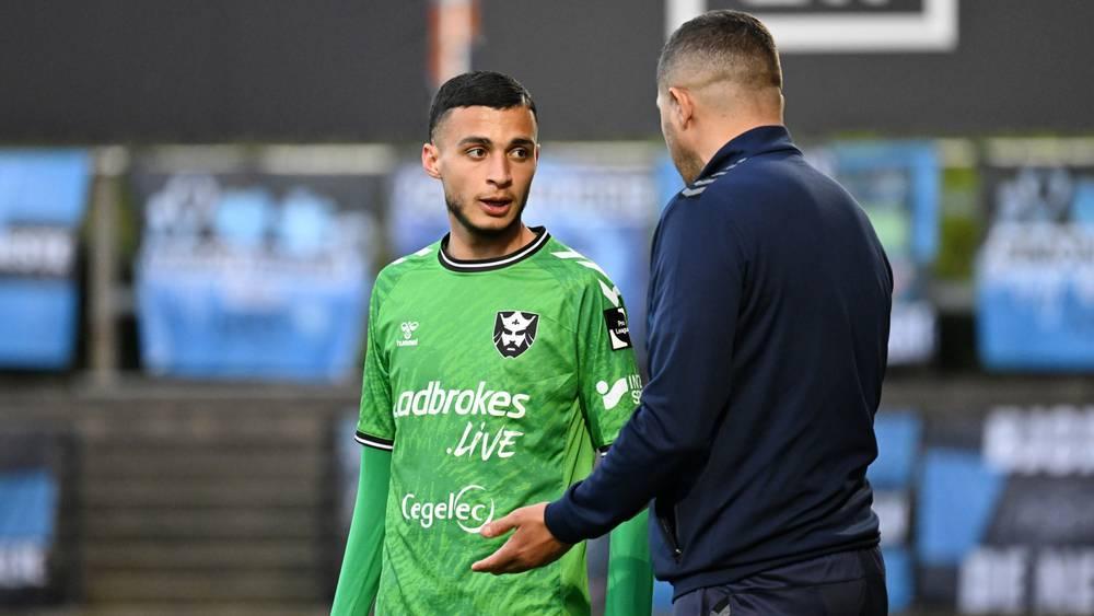 إيقاف اللاعب المغربي الأصل قيس رويز لـ 9 مباريات وتغريمه 3000 يورو!