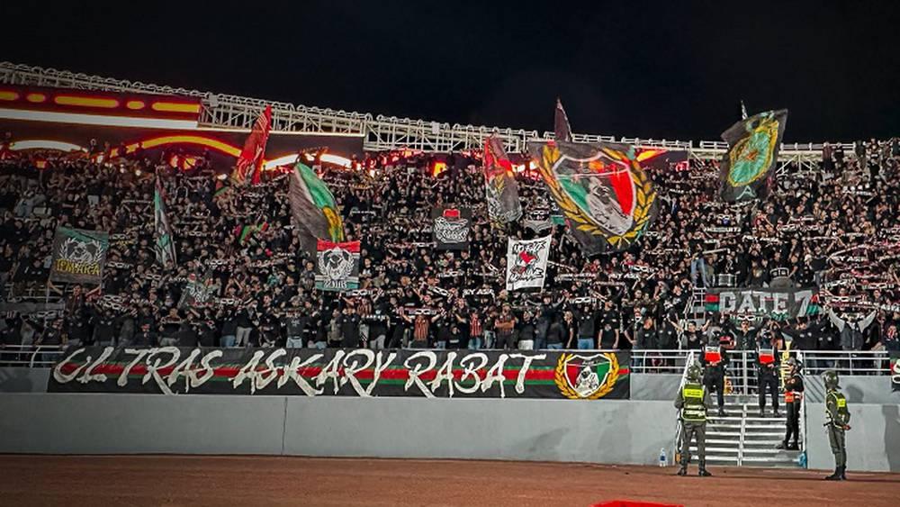 "أولتراس عسكري" تعلن إلغاء "التيفو" في مباراة الجيش الملكي وحوريا كوناكري