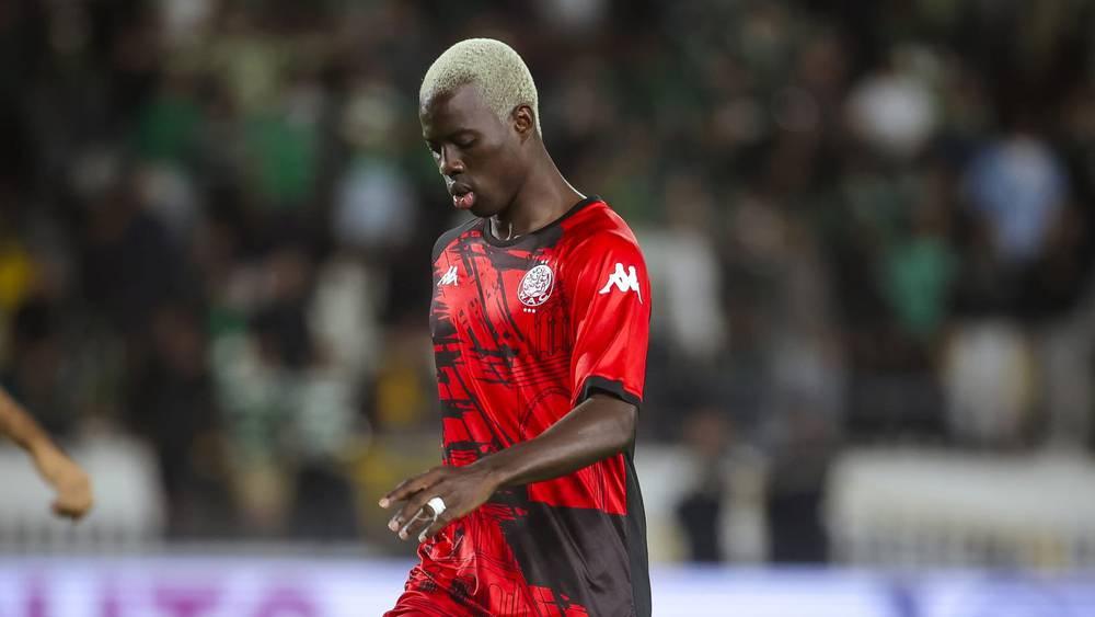 عزيز كي: "'الديربي' لُعب في المدرجات فجماهير الرجاء كانت تكسر الإيقاع لدعم فريقها وأنصارنا دفعتنا لعدم الاستسلام"