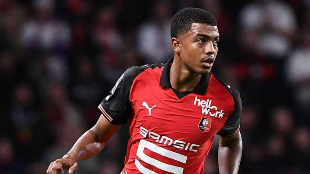 L'Equipe Selects Ait Boudlal in Ligue 1 Team of the Week for Matchday 13