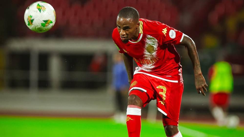 CAN 2025 : L'exclusion de Lorch des Bafana Bafana malgré ses performances avec le Wydad fait débat