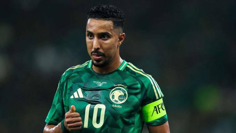 حارس الأردن: "قائد المنتخب السعودي سالم الدوسري مطالب بالتواضع والاقتداء بياسر القحطاني"