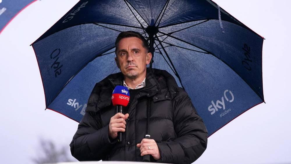 غاري نيفيل يرحب بإقالة أموريم ويدعو لمدرب يتوافق مع هوية يونايتد