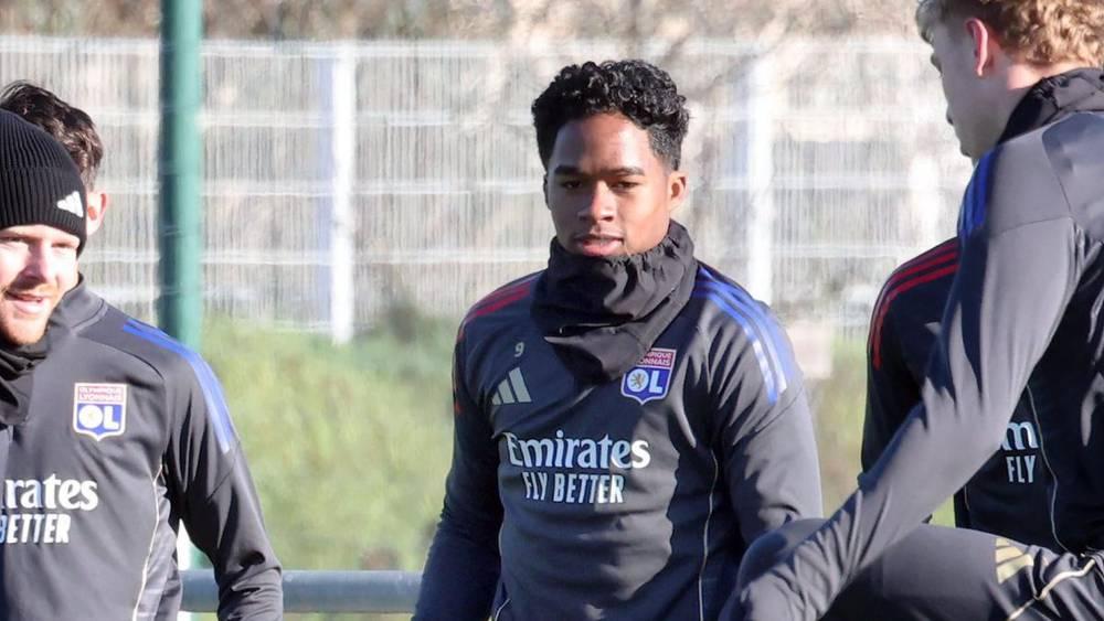 Endrick rejoint l'Olympique Lyonnais et vise un retour en sélection brésilienne