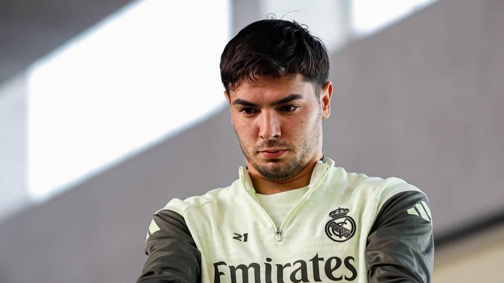 بيلينغهام يغيب لقرابة شهر وريال مدريد يعتمد على دياز أو غولر لتعويضه