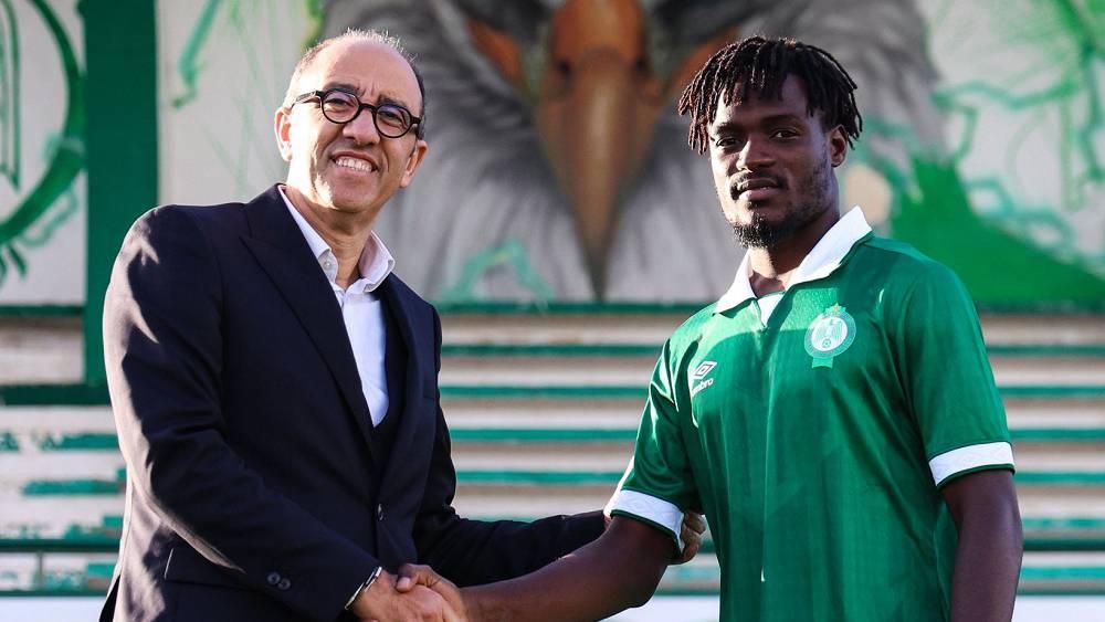تأكيدا لما سبق.. الرجاء يقدم رسميا موسى كونتي لاعبا جديدا في صفوف الفريق