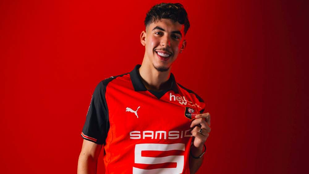 الزابيري: "تحدثت مع أكرد وآيت بودلال قبل انضمامي إلى رين واخترت المكان المناسب للتطور"