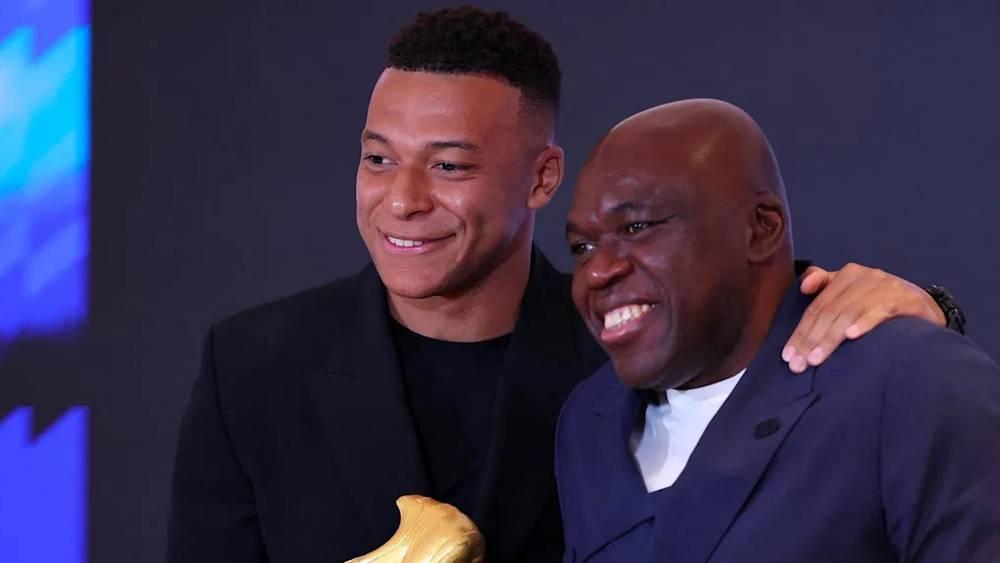 والد مبابي: "كيليان غادر المنزل في سن الـ13 عامًا ولم يعد.. وفي طفولته كان مرحًا لكنه عندما يرى زيدان يصمت فورًا"