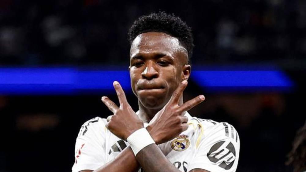 ريال مدريد ينتصر (4-1) ويواصل الضغط على برشلونة في "الليغا"