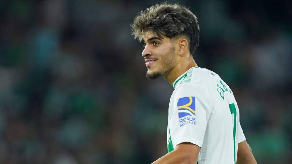 الزلزولي يثير اهتمام أندية إنجليزية وبيتيس يحدد مبلغ 40 مليون يورو مقابل رحيله