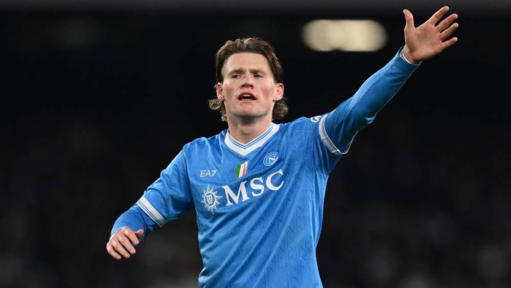 نابولي يواجه ليتشي في صراع المركز الثالث وتقليص الفارق مع الوصيف ميلان بالدوري الإيطالي