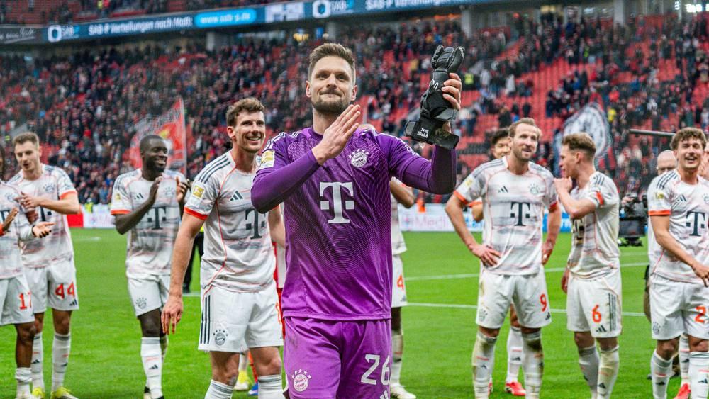 أزمة حراسة المرمى في بايرن ميونيخ تضع الناشئ ليونارد بريسكوت في مواجهة أتالانتا