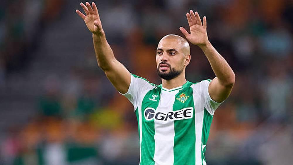 ضربة جديدة لأمرابط بسبب "الكان" وبيتيس يصرف النظر عن شراء عقده