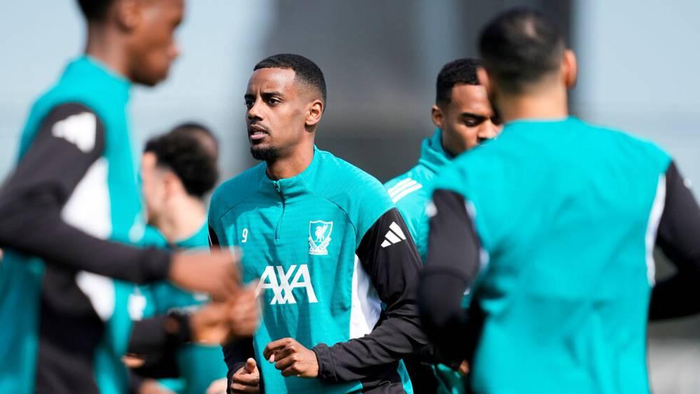 عودة ألكسندر إيزاك لقائمة ليفربول لمواجهة باريس سان جيرمان في دوري أبطال أوروبا