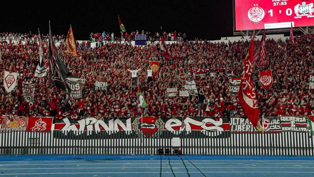 "الوينرز" لأيت منا: "سنخاطبك بالدارجة الشعبية ردا على لغتك الشعبوية.. باراكا من الهضرة باراكا من التصاور أنت هنا لخدمة النادي"