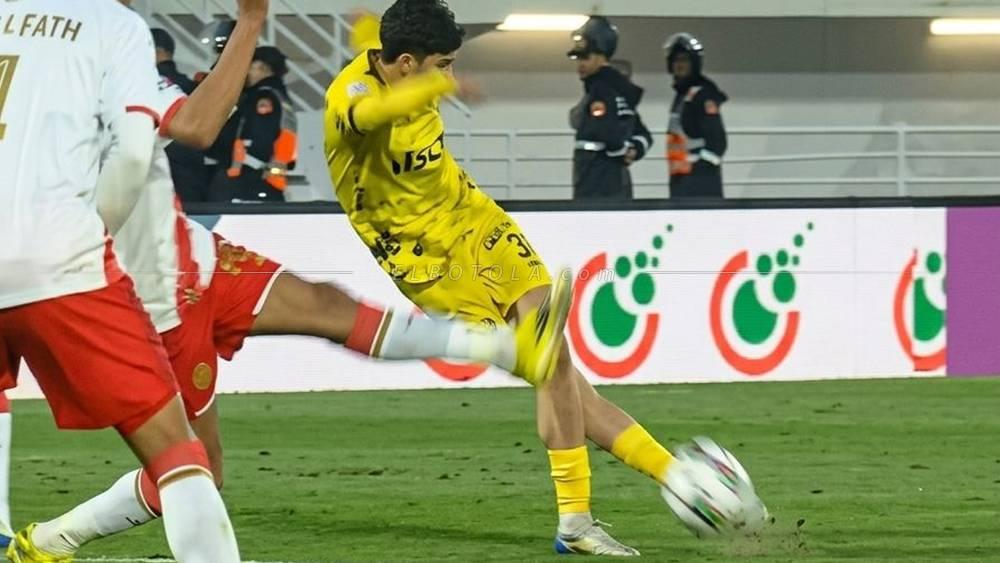 البطولة الاحترافية/ بهدف عالمي على طريقة "رابونا".. الماص ينقض على الصدارة بعد فوزه على الوداد (1-0)