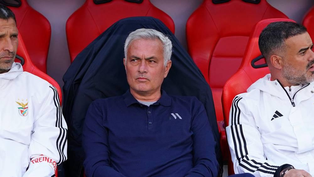 مورينيو: "لم يكن لدي أي تواصل مع ريال مدريد أو رئيسه بقرار مني.. أنا لا أتحدث مع أحد"