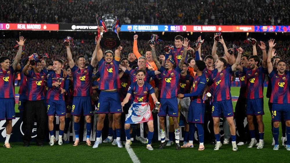 برشلونة يُتوج بلقب "الليغا" للمرة 29 في تاريخ النادي والثاني تواليا