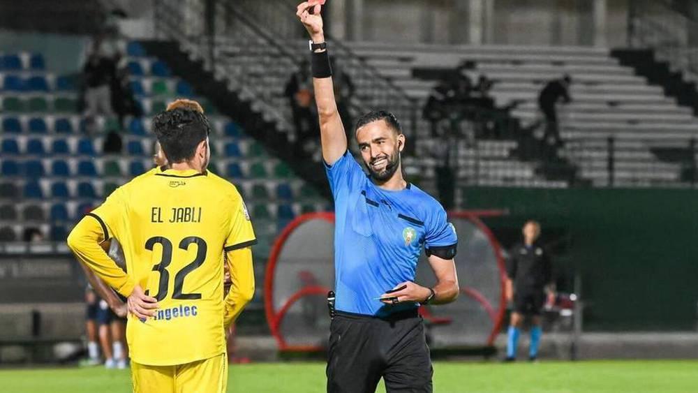 كأس العرش/ برادة يقود مواجهة الوداد ورجاء بني ملال والرخيز في غرفة "الفار"