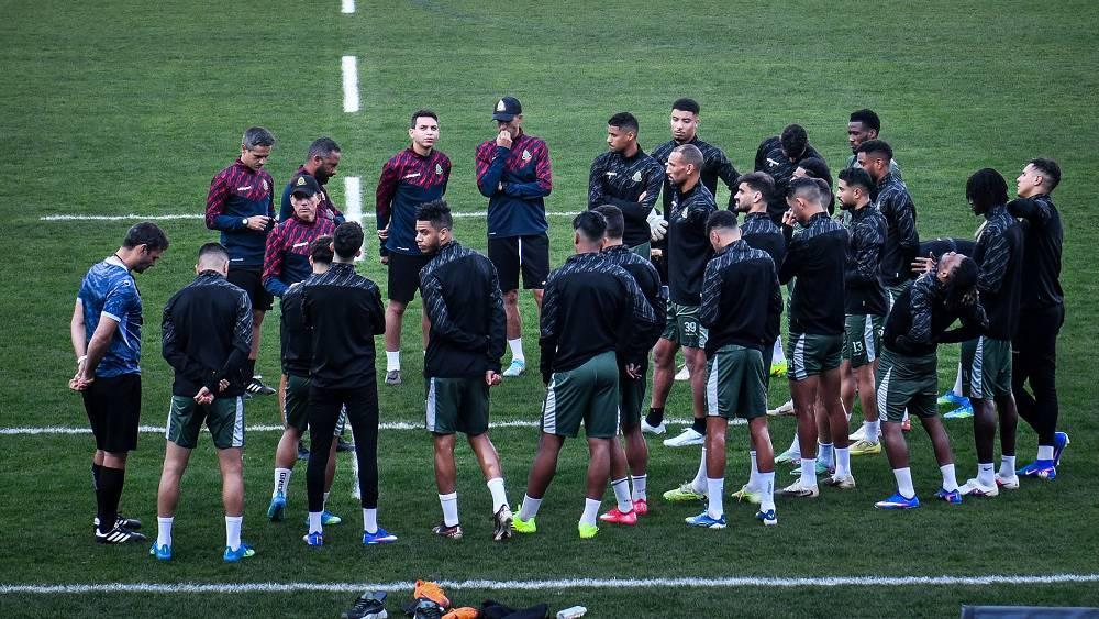 سانتوس يضع آخر اللمسات على تشكيلة الجيش الملكي قبل موقعة سان داونز