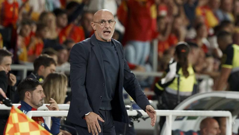 إعلان قائمة منتخب إسبانيا الرسمية لكأس العالم دون استدعاء أي لاعب من ريال مدريد
