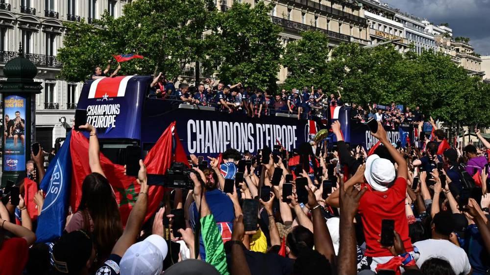 باريس سان جيرمان يطلب ساحة شان دو مارس للاحتفال بلقب دوري أبطال أوروبا