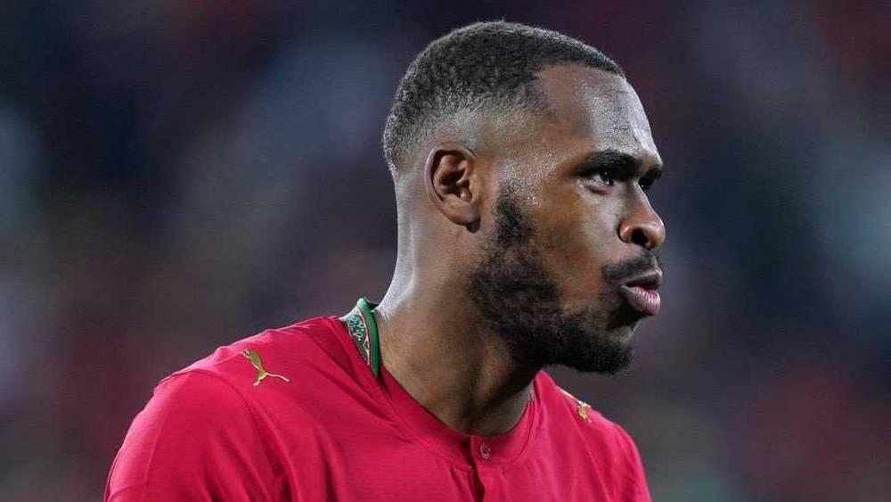 عيسى ديوب : "فخور بتمثيل المنتخب المغربي وأتمنى الذهاب بعيدا في كأس العالم"